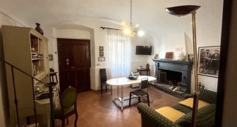 Appartamento al piano terra in vendita a Castel Sant'Elia